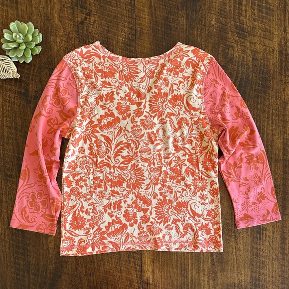 Sigrid Olsen | 90’s Y2K Floral V-Neck Cotton Top with Sequins - Picture 2 of 10